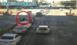 闯红灯视频爆料,网友视频爆料引发热议