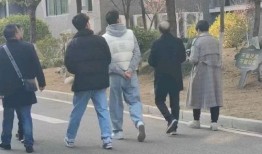 云南吃瓜事件网红,网红引发的网络狂欢与反思